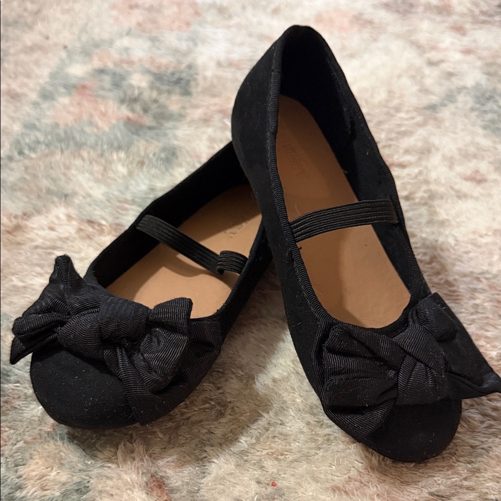 Girls Ballet Flat with Bow Detail